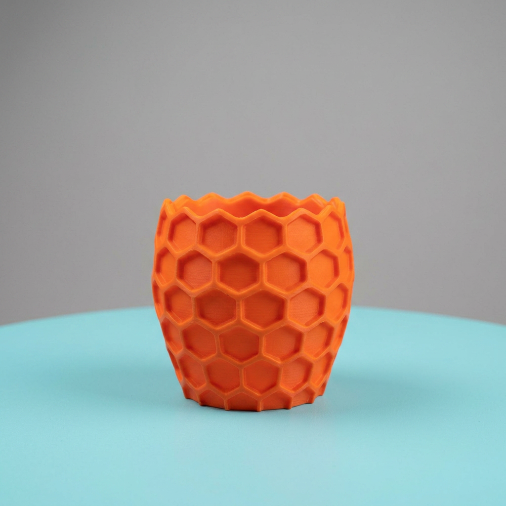 Beehavia – Buzzing with style. Rooted in nature. alternate angle