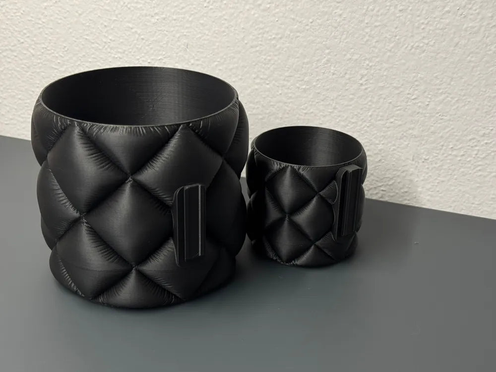 Inflated Cloth Planter Nr6 – Wall Mount +Drip Tray