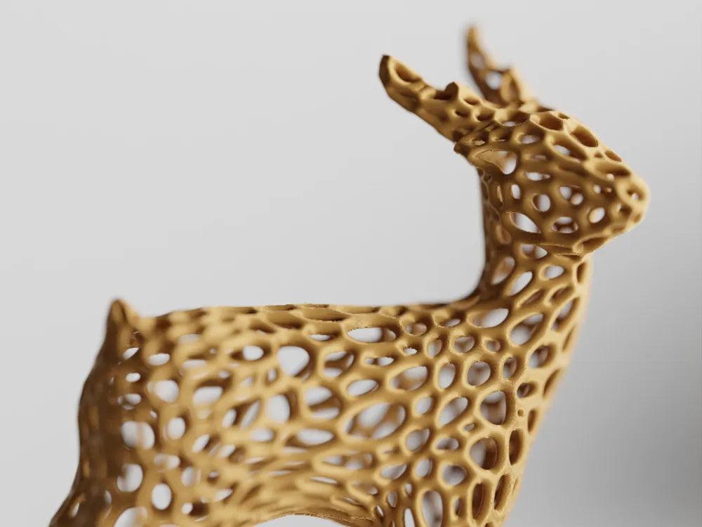 Christmas Deer / Voronoi and Low Poly Style