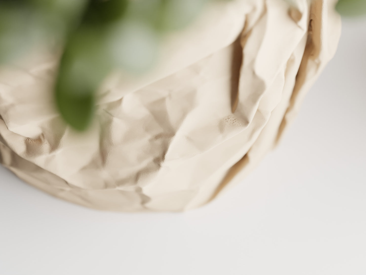 Crumbled Paper Pot - Detail