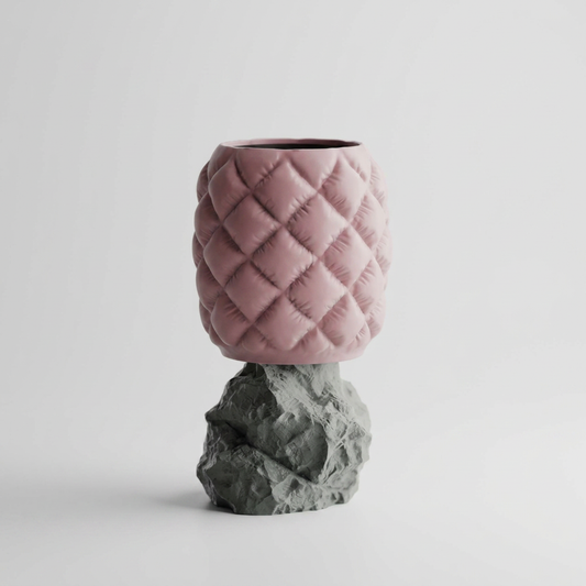 Boulderlit – Weight in stone. Light in spirit.