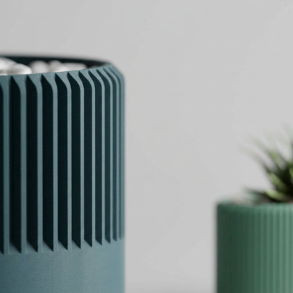 Plant Pot Planter Rib Delta 1 alternate angle