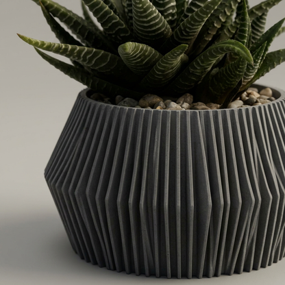 Modern ribbed plant pot Vase 2 sizes scale and measurements
