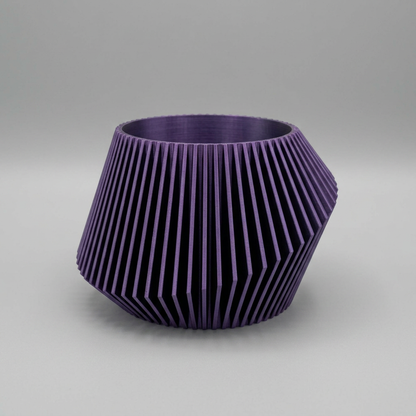 Modern ribbed plant pot Vase 2 sizes alternate angle
