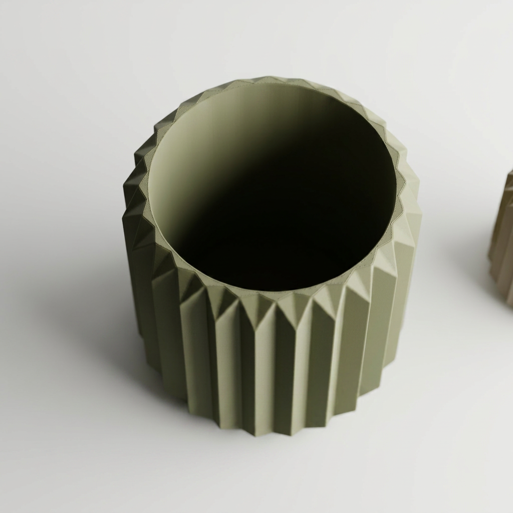 Plant Pot Big Ribbed Triangle 1 alternate angle